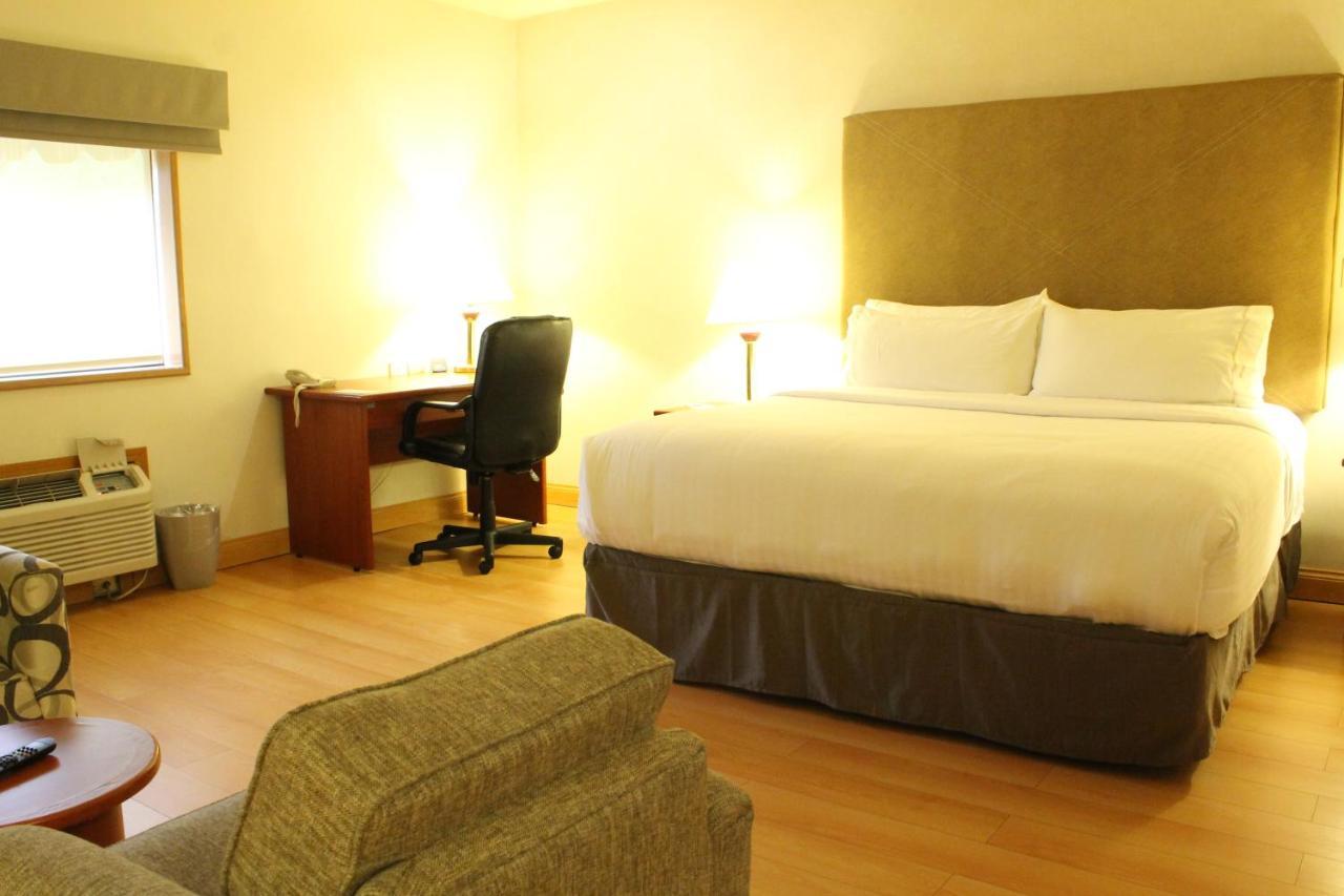Holiday Inn Express Chihuahua By Ihg Exterior foto